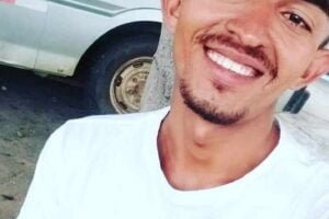 feliz-aniversario-para-o-leitor-carnaibano-andre-medeiros-(boby)