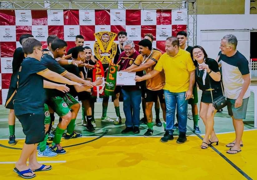 prefeitura-de-sertania-premia-equipes-vencedoras-da-copa-municipal-de-futsal-2024