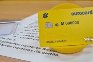 banco-do-brasil-lanca-hoje-primeiro-cartao-totalmente-em-braile