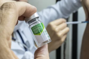 campanha-de-vacinacao-contra-influenza-em-carnaiba-inicia-neste-sabado