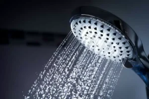 prefeito-de-bogota-propoe-evitar-banho-aos-domingos-para-economizar-agua