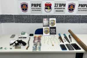 policia-detalha-acao-em-afogados,-homem-era-torturado,-materiais-apreendidos-e-imputados-conduzidos-a-delegacia