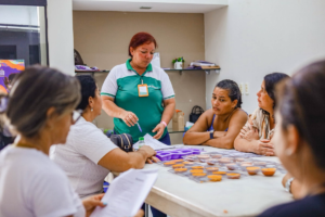 qualificacao:-mulheres-participam-de-curso-de-sabonetes-artesanais-ofertado-pela-secretaria-da-mulher