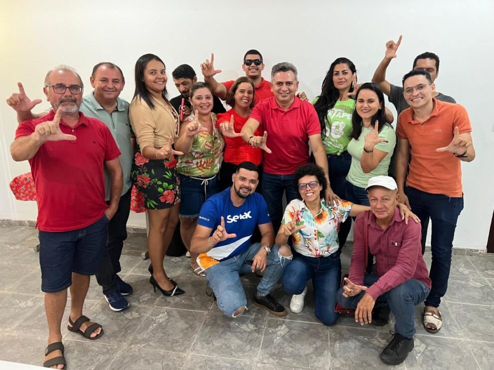 afogados:-pre-candidatos-do-pt-se-reunem-com-presidente-estadual-do-partido