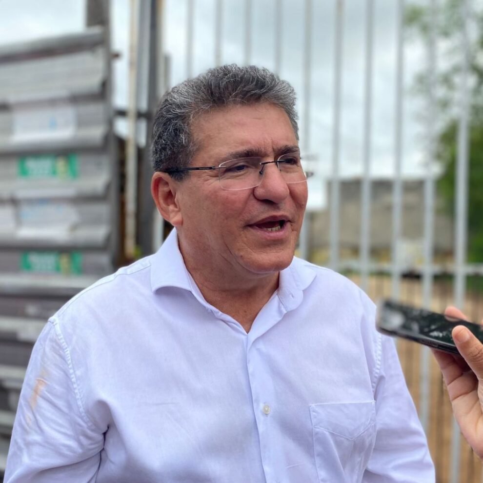 duque-justifica-ausencia-no-palanque-e-envia-recado-para-marilia