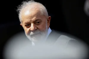 avaliacao-positiva-do-governo-lula-cai-5-pontos-entre-janeiro-e-maio,-diz-pesquisa-cnt/mda