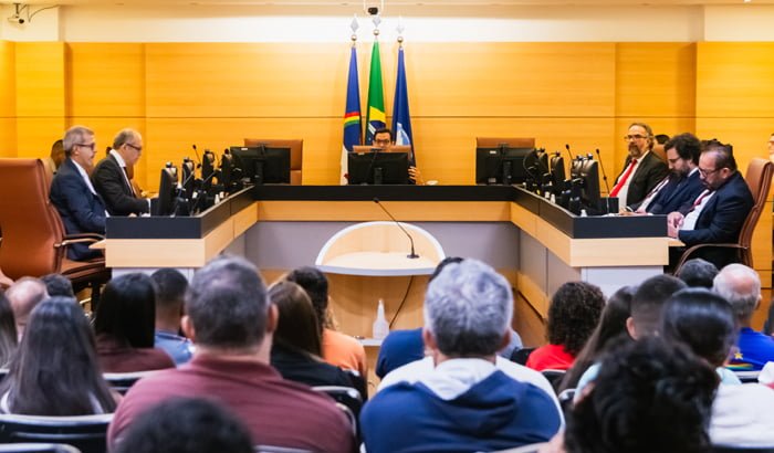 pleno-aprecia-recurso-do-governo-do-estado-sobre-contratacao-de-professores