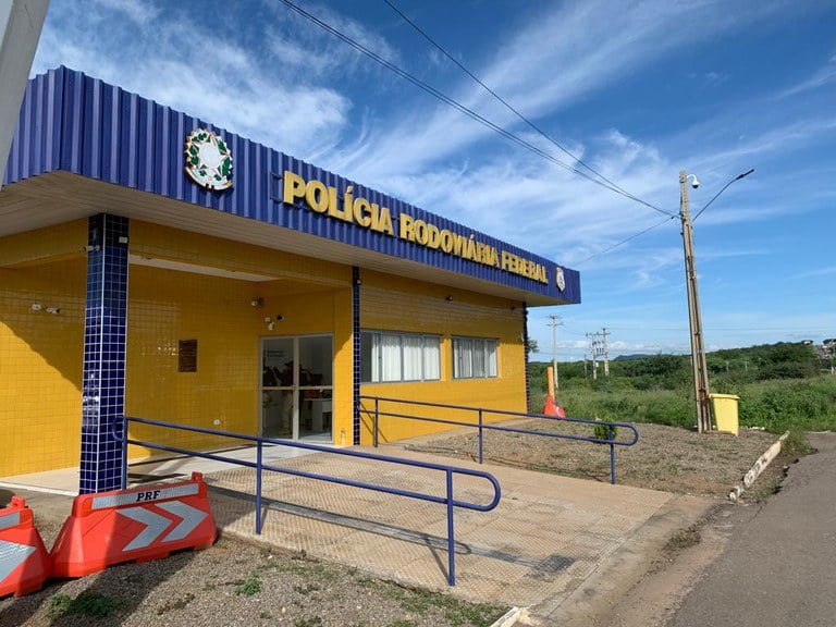 dois-adolescentes-sao-encontrados-pela-prf-em-serra-talhada