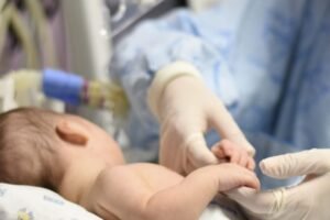 familia-denuncia-morte-de-recem-nascido-por-falta-de-uti-neonatal-em-st