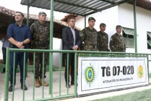 general-do-exercito-inspecionou-tiro-de-guerra-em-afogados