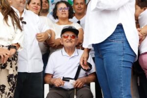 jingle-de-miguel-exalta-pai-e-avo-e-provoca-lagrimas-na-familia