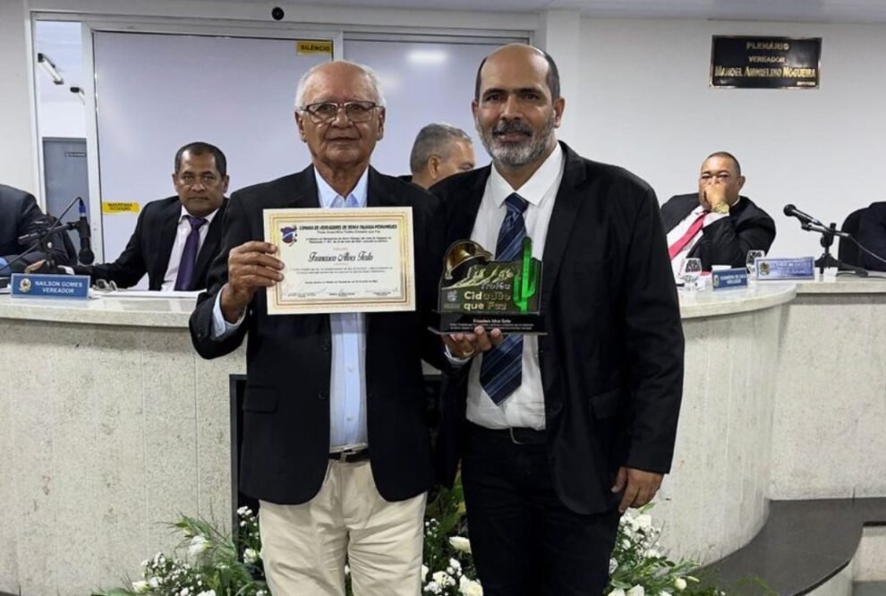 camara-de-st-homenageia-o-empresario-chico-terto