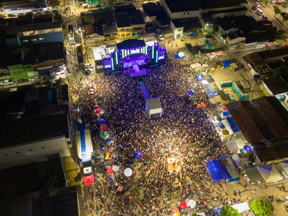 aracoiaba-celebra-festa-de-emancipacao-com-shows-e-grande-publico