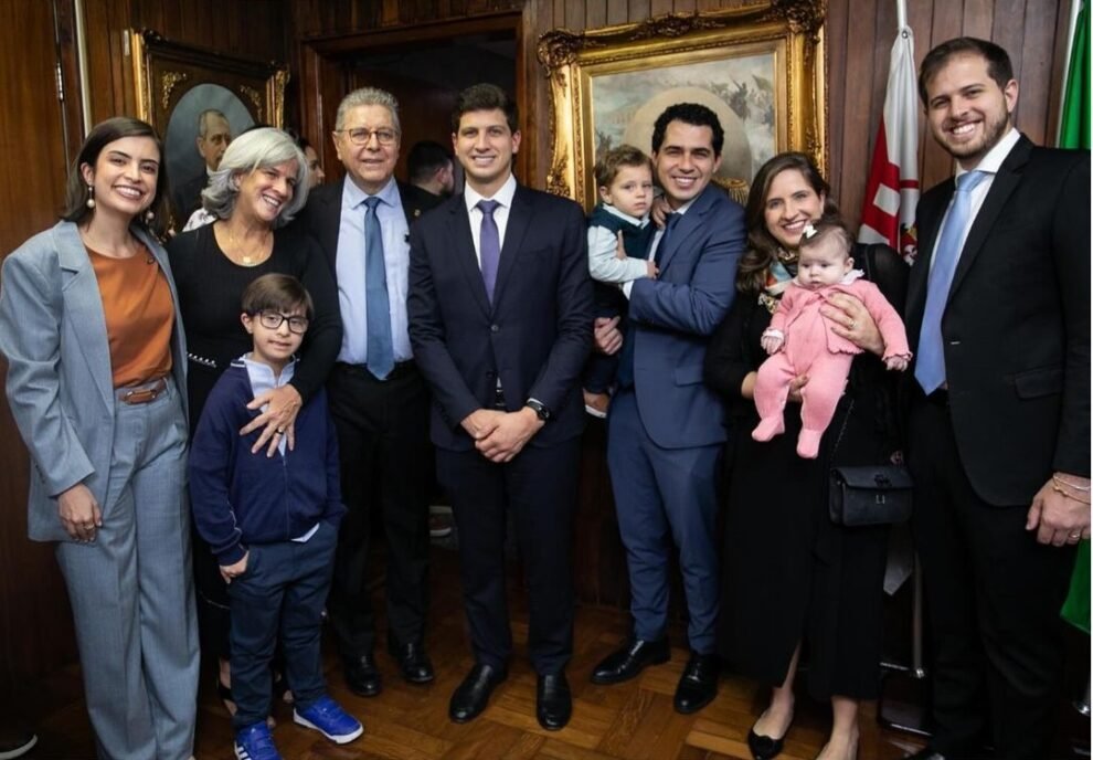 camara-municipal-concede-titulo-de-cidadao-de-sao-paulo-a-eduardo-campos