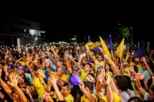 savio-torres-lanca-diogenes-patriota-e-luciana-paulino-como-pre-candidatos-em-convencao-que-reuniu-multidao-em-tuparetama