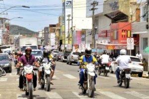 motociclista-ataca-serra-talhadense-na-saida-do-banco-no-centro-de-st