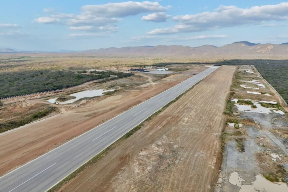 veja-como-foi:-raquel-lyra-vistoria-obra-do-aeroporto-de-serra-talhada