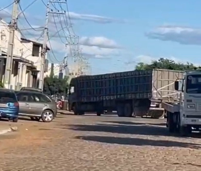 caminhoneiro-e-detido-apos-descumprir-ordem-de-parada-em-sao-jose-do-belmonte