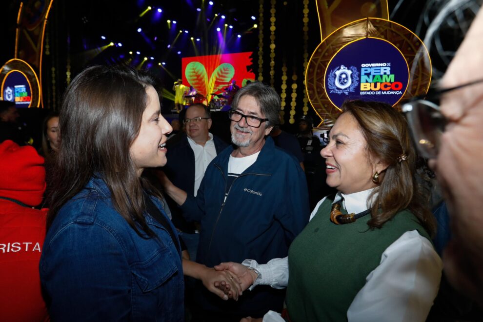 governadora-raquel-lyra-acompanha-inicio-da-sexta-etapa-do-festival-pernambuco-meu-pais-em-triunfo,-no-sertao