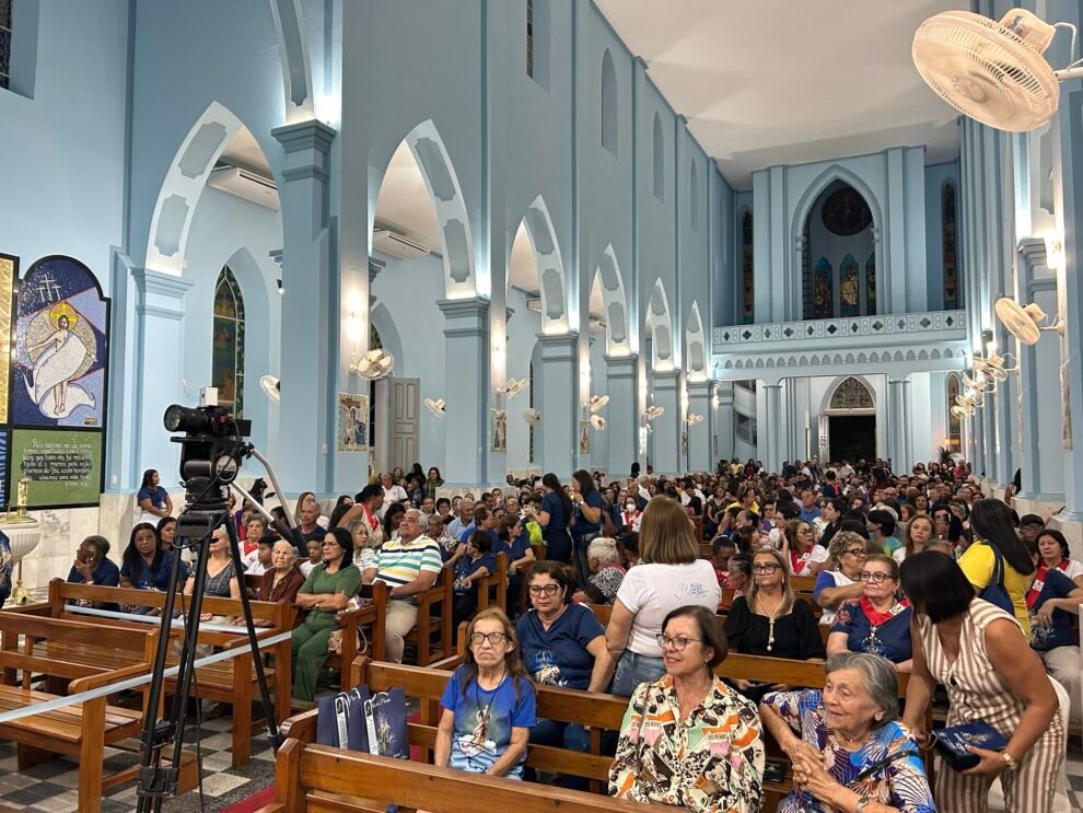 primeira-noite-de-novena-da-festa-de-nossa-senhora-da-penha-destaca-educacao