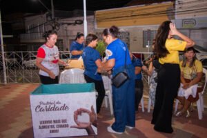 pastoral-da-caridade-recolhe-alimentos-na-festa-da-penha