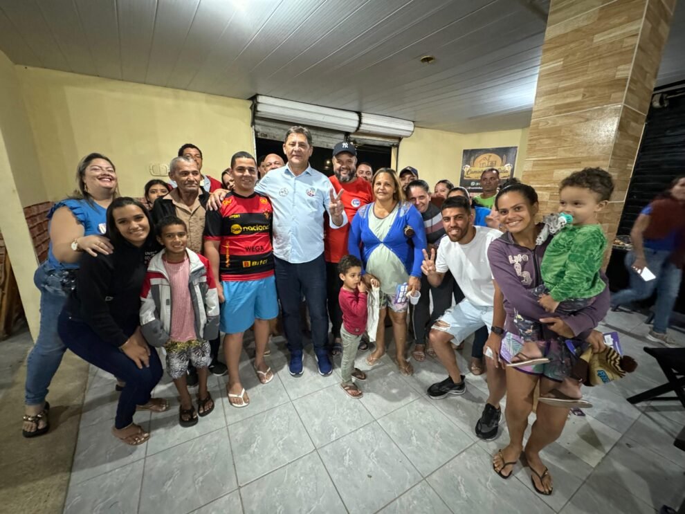 nelson-diniz-e-recebido-com-festa-no-residencial-xique-xique