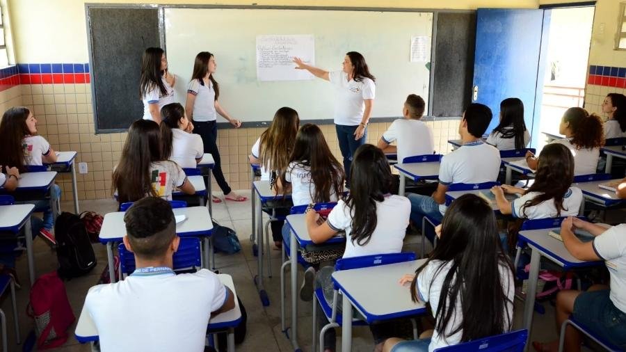 auditoria-do-tce-pe-vai-apurar-licenciamento-do-corpo-de-bombeiros-em-escolas-estaduais