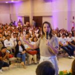 em-agenda-no-sertao,-governadora-raquel-lyra-anuncia-pagamento-do-bonus-de-desempenho-educacional-durante-evento-para-novos-gestores-e-adjuntos