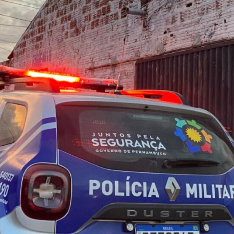 menor-e-apreendida-dentro-de-lotacao-com-celular-roubado-em-serra-talhada