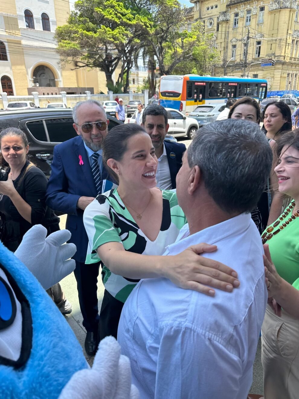 prefeito-de-iguaracy-zeinha-torres-participa-de-solenidade-ao-lado-da-governadora-raquel-lyra