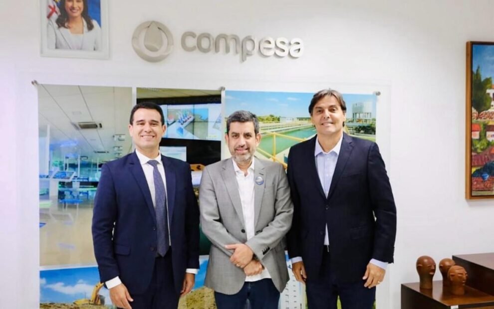 prefeito-de-flores-discute-abastecimento-de-agua-em-reuniao-com-compesa-no-recife