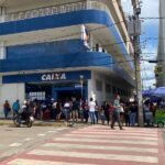 idoso-fica-em-ambulancia-por-quase-3-horas-e-caixa-nega-atendimento-em-st