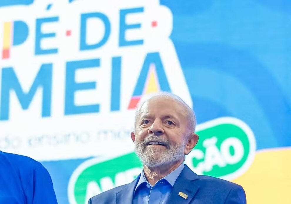 lula-sofre-acidente-domestico-em-brasilia-e-cancela-viagem