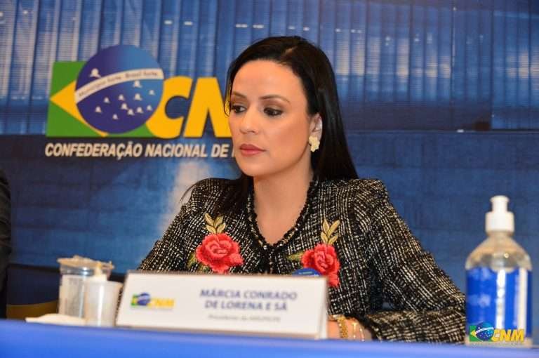 gravacao-polemica-nao-afeta-reeleicao-de-marcia-conrado-em-serra-talhada