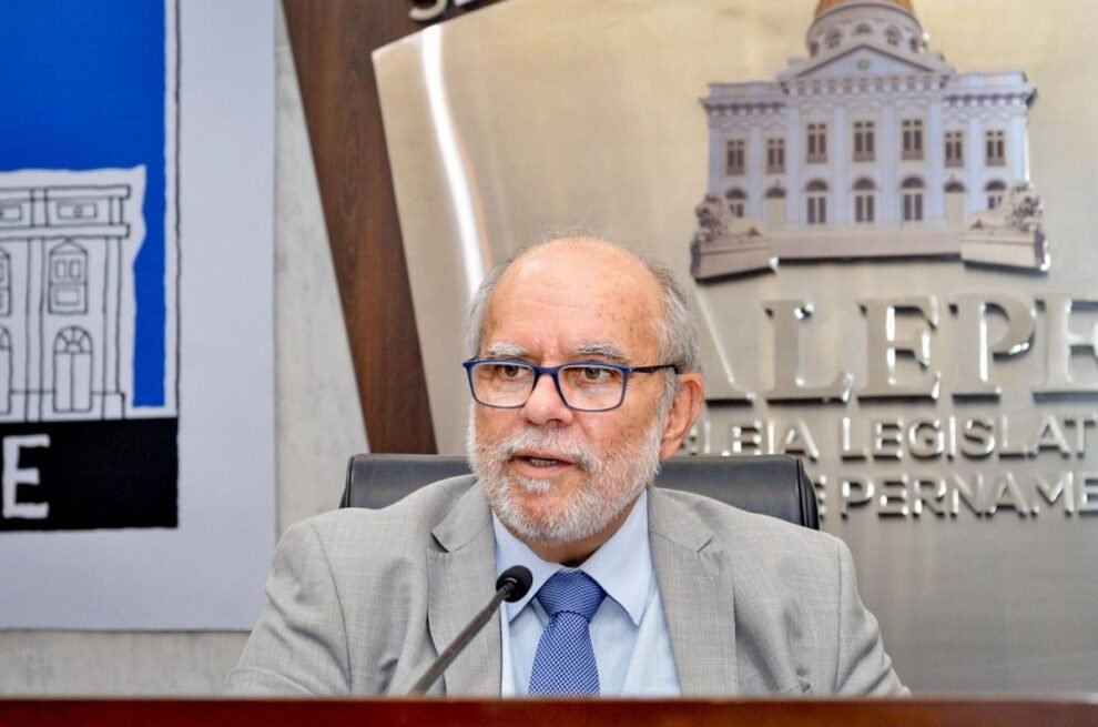 waldemar-borges:-compesa-deve-explicar-modelo-de-participacao-do-setor-privado