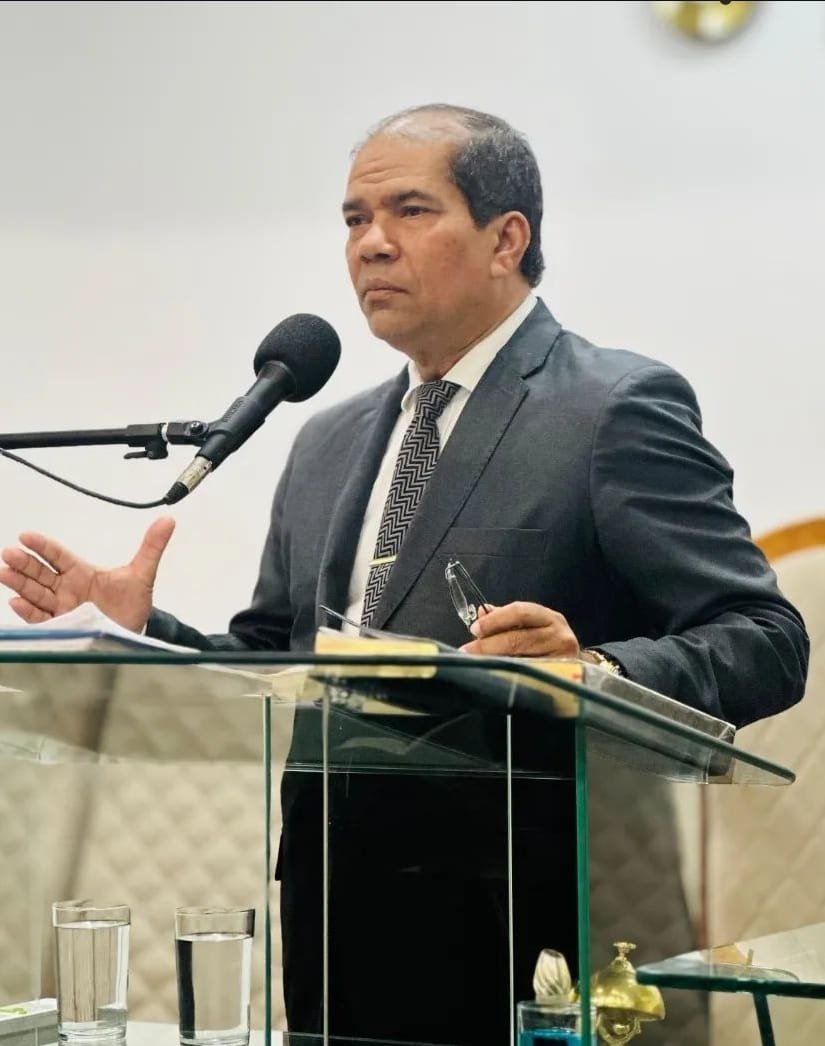 transferencia-do-pastor-eraldo-pereira-gera-comocao-em-tabira