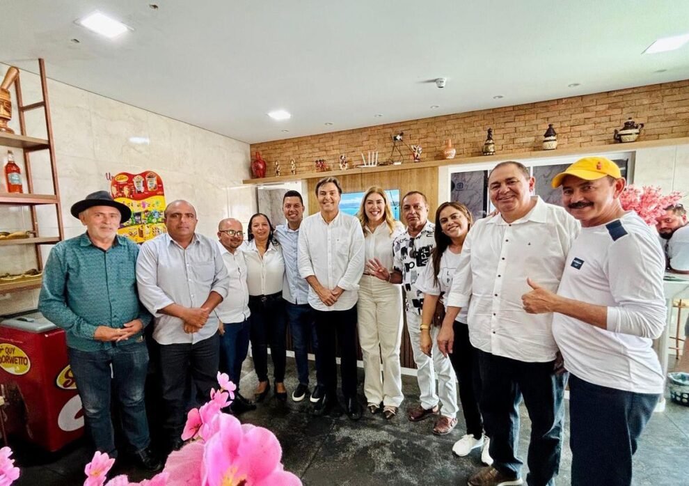 flores:-marconi-santana-realiza-encontro-com-base-aliada-e-gilberto-ribeiro