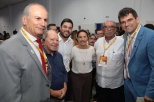 prefeito-eleito-de-iguaracy,-dr.-pedro-alves,-e-seu-vice,-marquinhos-melo,-participam-de-seminario-novos-gestores-2025