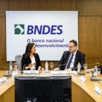 no-rio-de-janeiro,-governadora-raquel-lyra-trata-de-financiamento-do-bndes-para-setores-estrategicos-do-estado