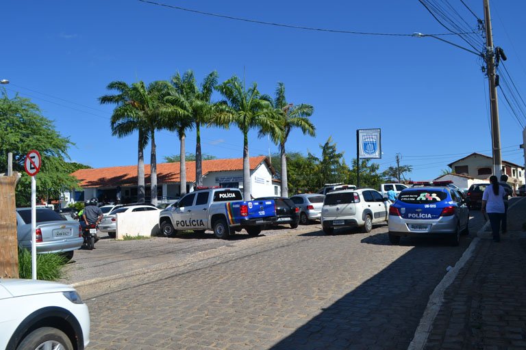 foragido-de-minas-gerais-e-preso-dentro-de-hotel-em-serra-talhada