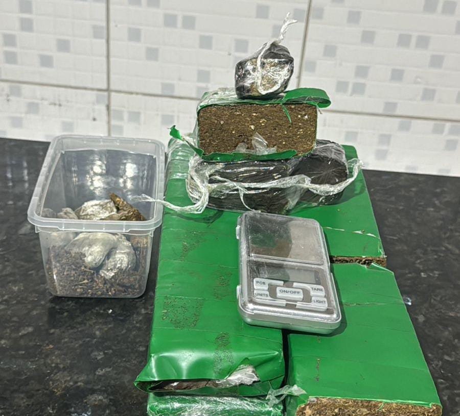 homem-e-preso-com-4kg-de-maconha-em-caruaru