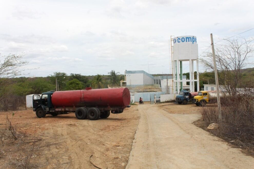 compesa-esclarece-interrupcao-no-abastecimento-de-agua-em-afogados-da-ingazeira