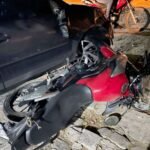 carro-colide-com-moto-na-pe-320-em-carnaiba