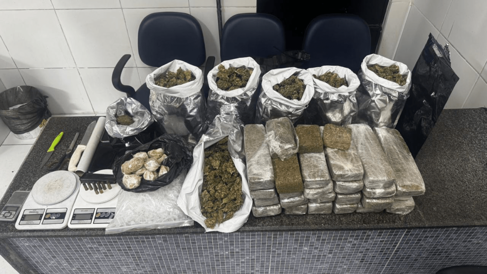 recife:-policia-apreende-mais-de-20-kg-de-drogas-e-prende-trio-em-nova-descoberta