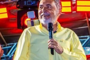 anchieta-patriota-tem-desmaio-em-recife-esposa-diz-que-prefeito-esta-bem.