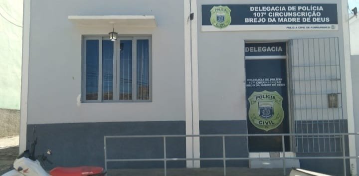 policia-civil-cumpre-mandado-de-prisao-por-roubo-em-brejo-da-madre-de-deus
