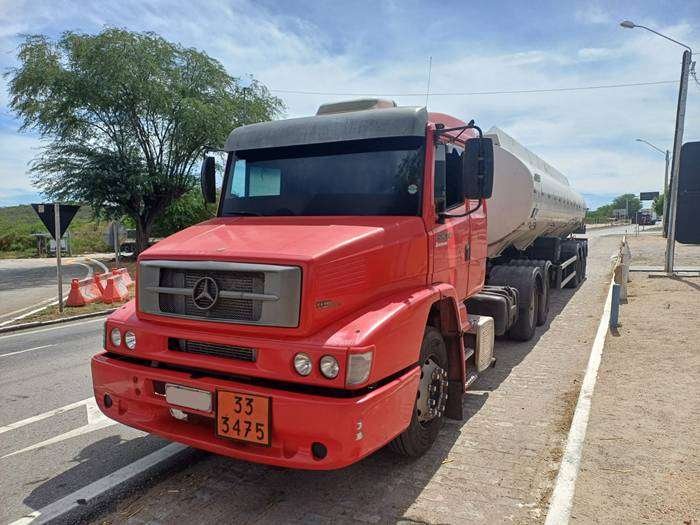 caminhoneiro-e-detido-em-sertania-por-uso-de-documento-falso