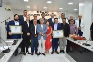 camara-de-sao-jose-do-egito-realiza-homenagens-em-noite-solene