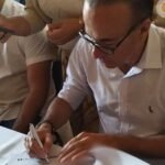 santa-cruz-da-baixa-verde:-irlando-e-o-1o-prefeito-a-pagar-salarios-de-dezembro-da-educacao