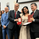 promotora-fernanda-henriques-da-nobrega-e-homenageada-com-medalha-por-30-anos-de-dedicacao-ao-mppe